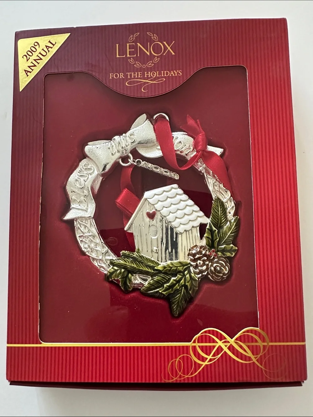 Lenox 2009 Annual Christmas Holiday Collection Wreath Ornament